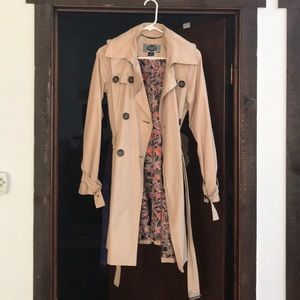 Khaki trench coat